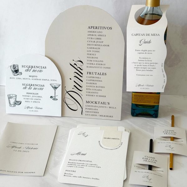 Elegant Wedding Drink and Menu Display Ideas